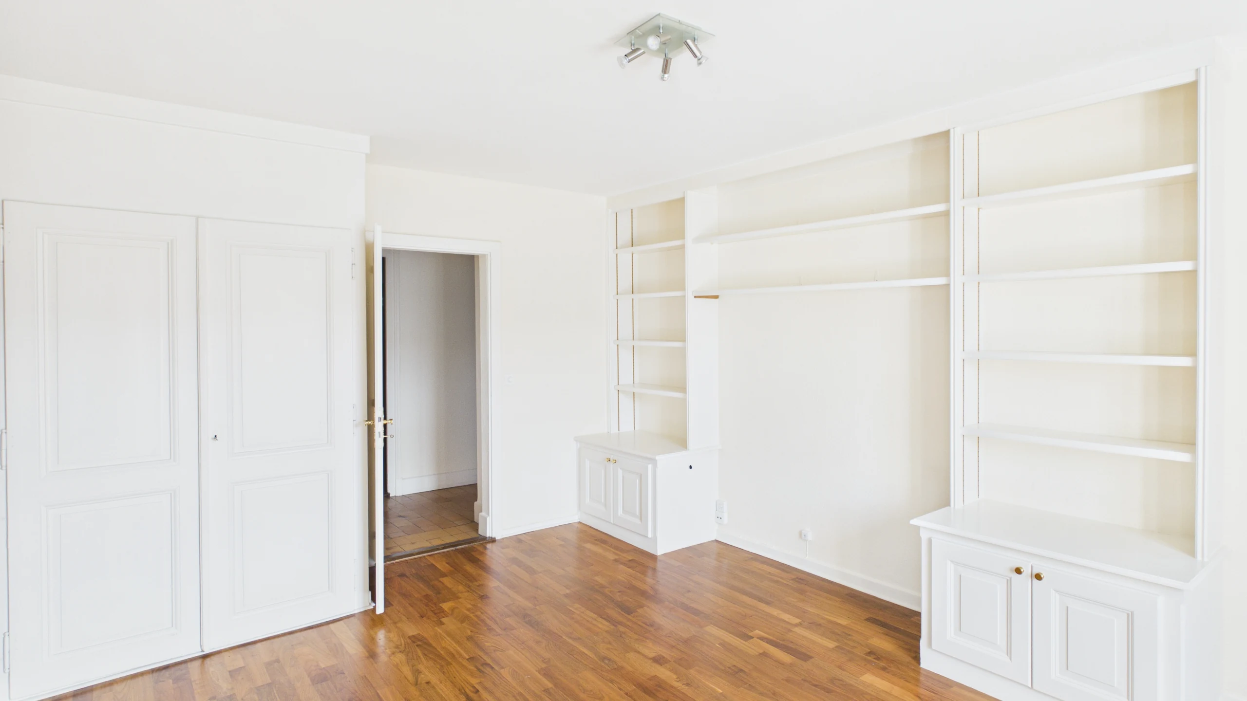 Intérieur du Domaine de Duillier, vue 50